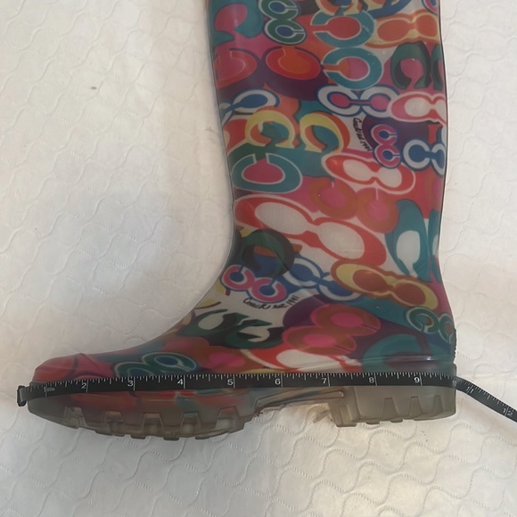 Coach Pixy Poppy multicolor rainbow C print logo rain boots size 6 - Picture 14 of 15